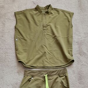 Figs Scrub Set Jogger Pants And Top